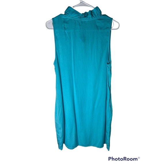 Crown & Ivy Dress Women's Size Medium Ruffle V Neck NEW W/TAGS - Picture 2 of 4